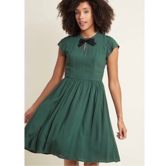 ModCloth forest green a-line dress - Picture 2 of 5